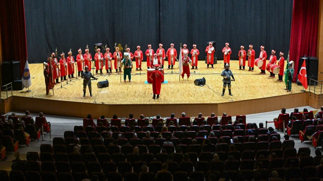 Mehteran gösterisiyle İstanbul'un fethi coşkusu Kahramanmaraş'ta yaşatıldı