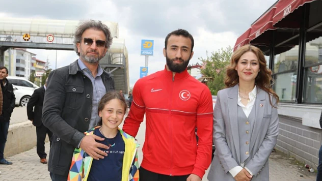 MHP'li Zuhal Karakoç Dora'ya sürpriz