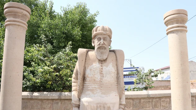 Mimar Sinan'ın doğup büyüdüğü mahallede tahrip edilen heykeli onarıldı