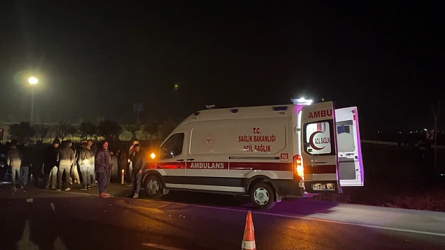 Minibüsün çarptığı kişi öldü, 4 kişi de yaralandı