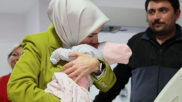 Ocak ayı doğum yardımı ödemeleri annelerin hesaplarına yatırıldı