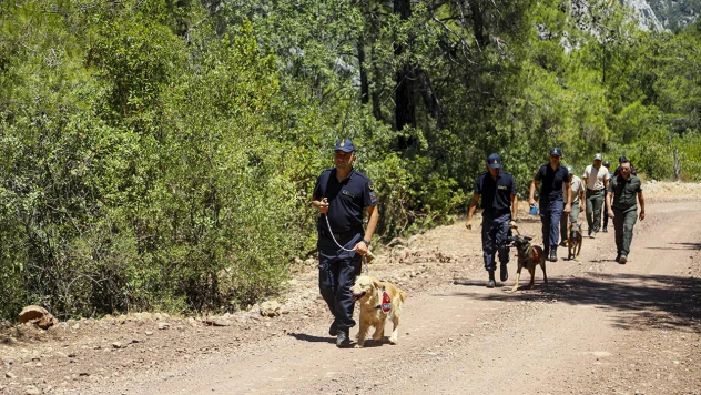 Orman yangınlarına karşı jandarma komandoları sahaya indi