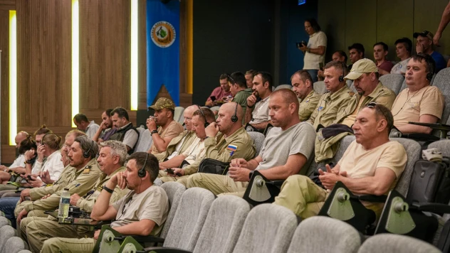 Orman yangınlarında görev alan pilotlar ve mürettebata eğitim verildi