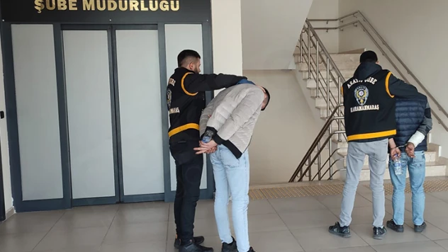 Otodan hırsızlık şüphelileri tutuklandı