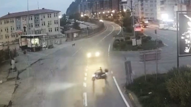 Otomobil ile motosikletin çarpıştığı kazada 2 kişi öldü