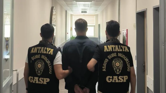 Oyuncak tabancayla soygun yapmaya çalışan kişi tutuklandı