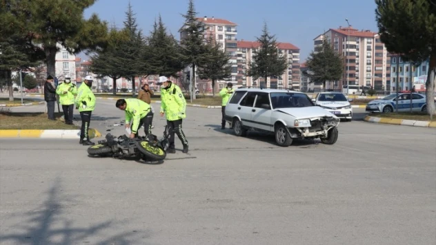 Polis memuru Dinç, trafik kazasında ağır yaralandı
