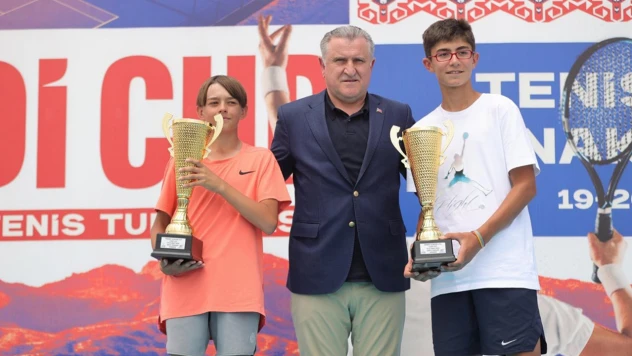 Roket seslerinin yerini gençleri coşkusu aldı