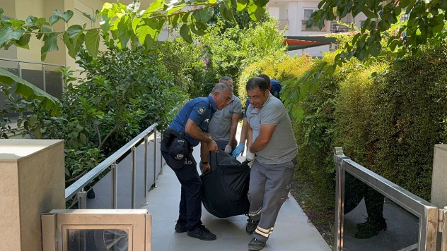 Rus uyruklu kişi evinde ölü bulundu