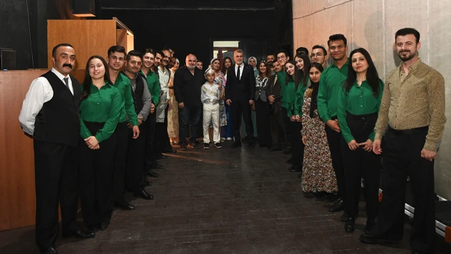 Sahne Maraş ekibine jüri özel ödülüne