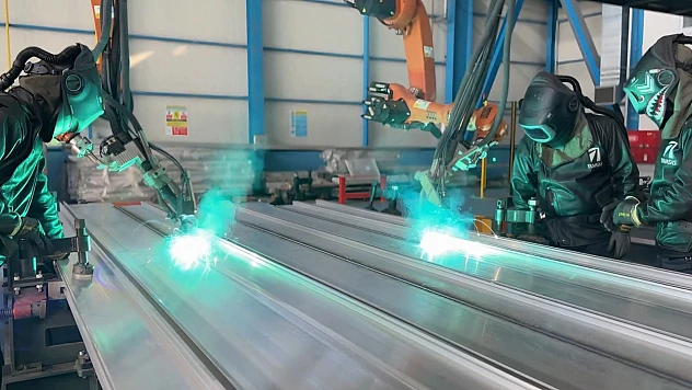 Sanayi sektöründe yıllık %27,17 artış