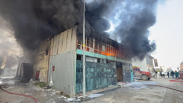 Sanayi sitesinde yangın