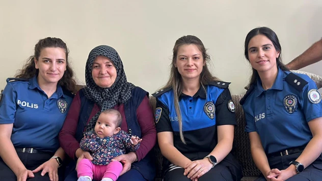 Şehit Er Ahmet Aytekin'in annesine ziyaret