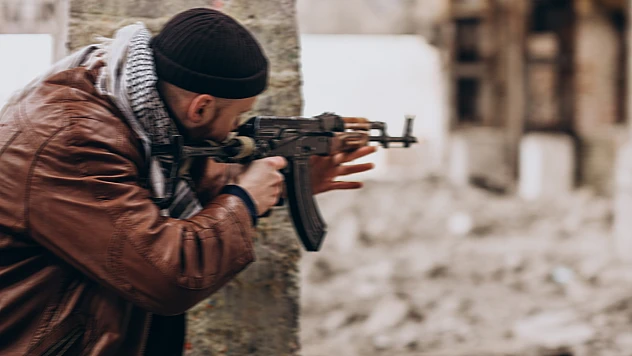 Şiddet içeren diziler akran zorbalığını ve çeteleşmeyi tetikliyor