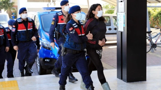 Silahlı saldırgan kadın, tutuklandı