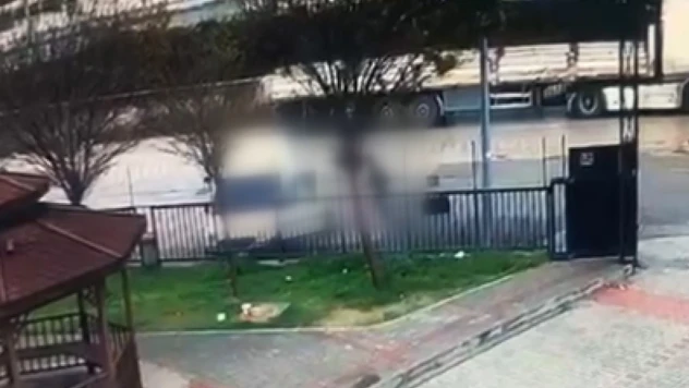 Silahlı saldırıya uğrayan baba yaralandı, oğlu öldü