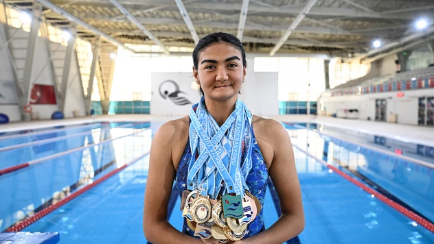 Sudan korkan engelli genç, yüzmede 48 madalya kazandı