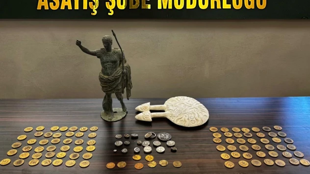 Tarihi eser satma vaadiyle dolandırıcılık yapan 2 kişi tutuklandı