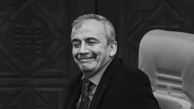 TBMM Başkanvekili Sırrı Süreyya Önder, hayatını kaybetti