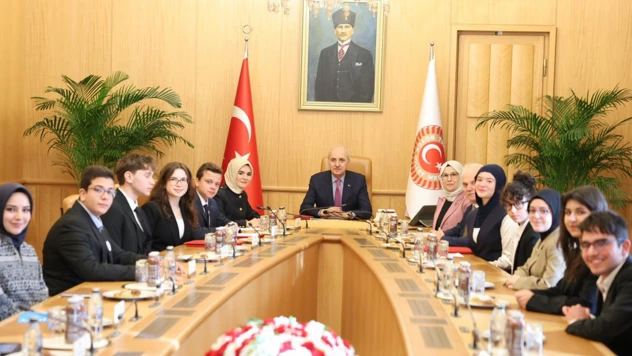 TBMM, çocuk temsilcilerini ağırladı