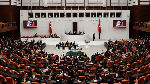 TBMM Genel Kurulu'nda, Meclis Başkanlığı Tezkeresi oy birliğiyle kabul edildi