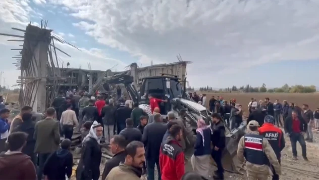 Tek katlı inşaatın çökmesi sonucu 2 işçi hayatını kaybetti