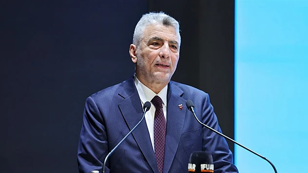 Ticaret Bakanı Bolat, Dönüşen Dünyada İhracat Zirvesi'nde konuştu