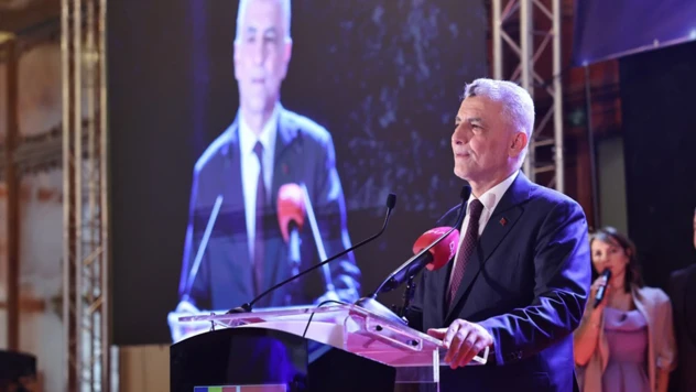 Ticaret Bakanı Bolat, Romanya'da 29 Ekim programına katıldı