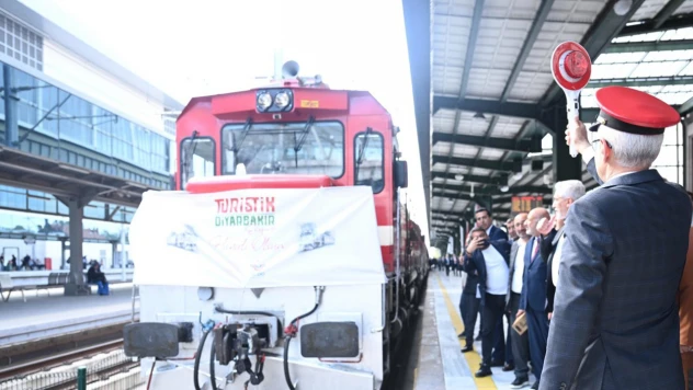 Turistik Diyarbakır Ekspresi, ilk seferine çıktı