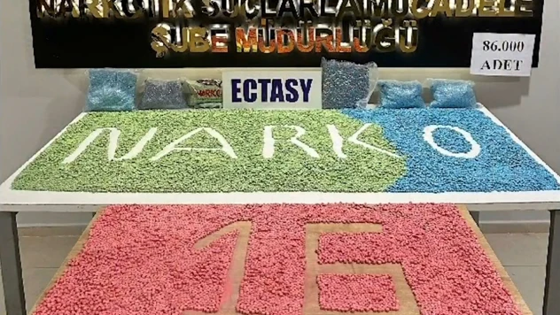 Türkiye genelinde zehir tacirlerine darbe