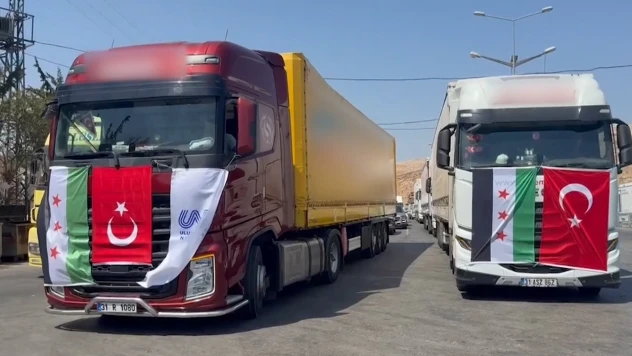 Türkiye ile Suriye arasında kara yolu taşımacılığı 13 yıl sonra yeniden başladı