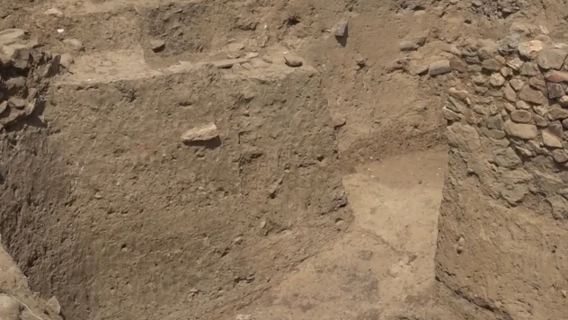 Türkiye'nin en batısında 8 bin 800 yıllık 5 mimari yapı ortaya çıkarıldı