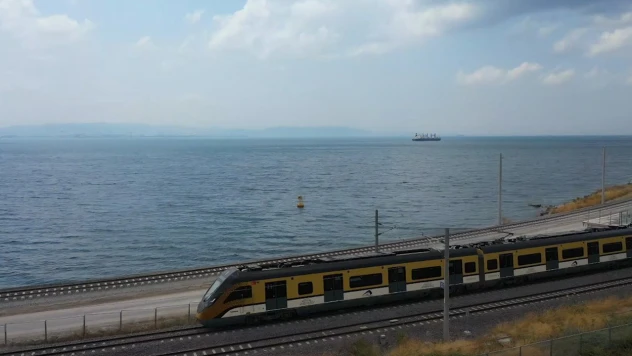 Türkiye'nin ilk yerli elektrikli lokomotifi, görevini başarıyla tamamladı