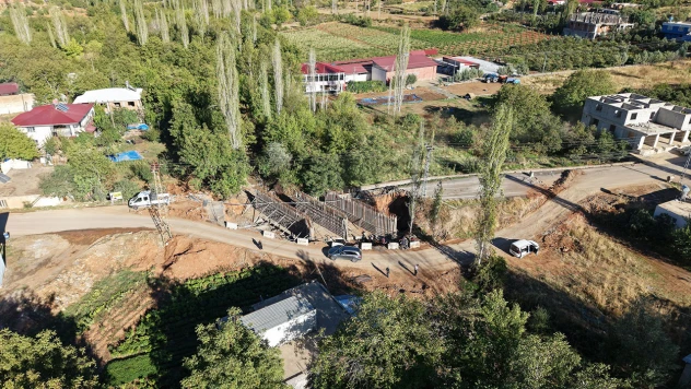 Türkoğlu'na yeni bir köprü daha