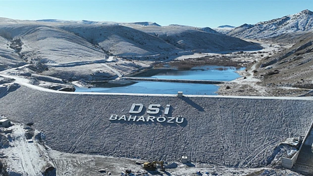 Ulaş Baharözü Barajı'nda su tutuldu