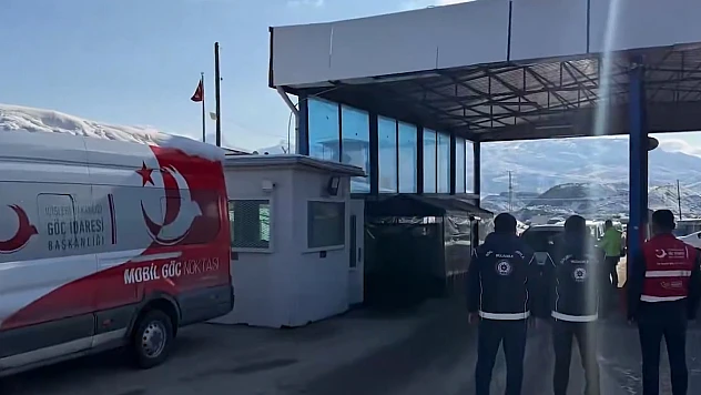 Ülke genelindeki denetimlerde 478 düzensiz göçmen yakalandı