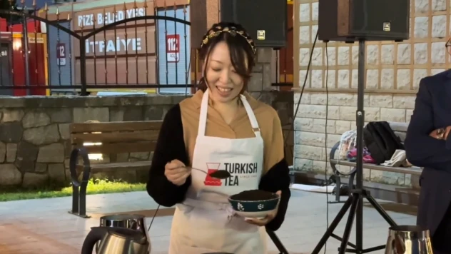 Ustalar Japon misafirlerle demde buluştu