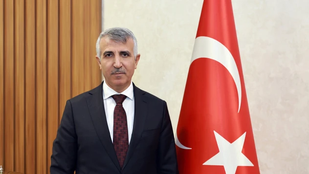 Vali Ünlüer, 'Geleceğin hikayesini gençler yazacak'