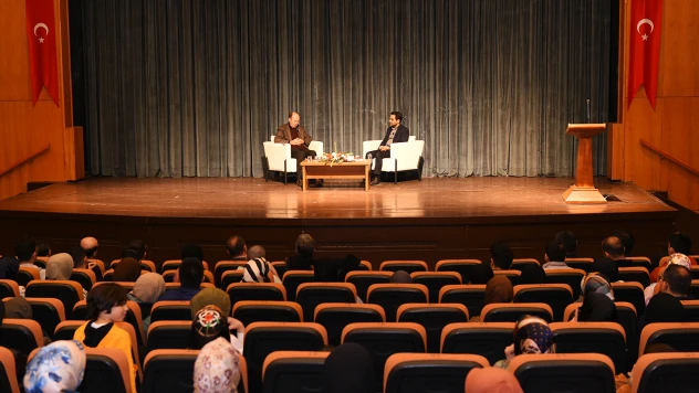 Yazar Kaplan, 'Kurtuluş, Milli Mücadele ruhuyla mümkündür'