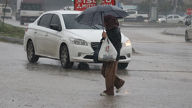 Yurtta yarından itibaren yeni yağışlı sistem etkili olacak