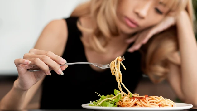 Zayıflama baskısı gençleri anoreksiya riskiyle karşı karşıya bırakıyor