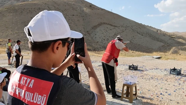 Zengibar Karakucak Güreş ve Kültür Festivali'nde trap atışları turnuvası düzenlendi