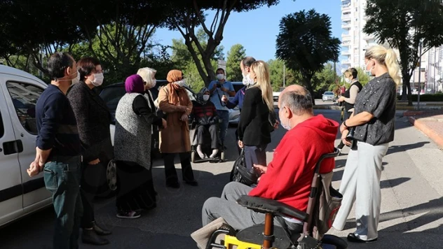 Zihinsel engelli 2 kardeşin yaşadığı apartmanda tahliye tartışması