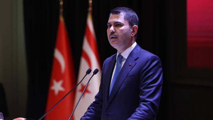 Bakan Kurum KKTC'de 5 büyük projenin müjdesini verdi