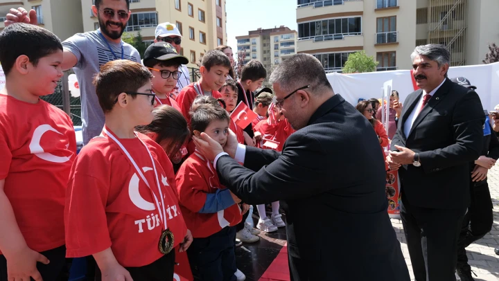 En anlamlı 23 Nisan şenliği, Kahramanmaraş'ta yapıldı