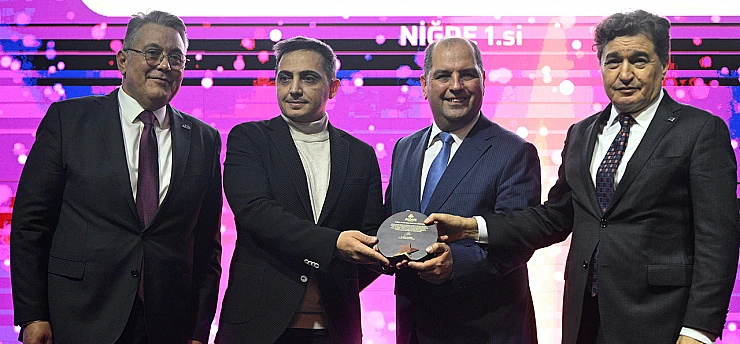 AKAMİB'de en fazla ihracat yapan firmalara ödül