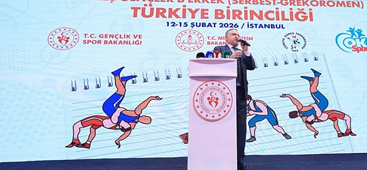 Bakan Bak, 'Spor iyileştirici bir güçtür'