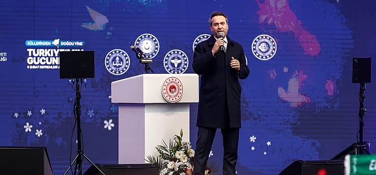 Bakan Bayraktar, '70 yıllık rüya Akkuyu'yu yaptık'