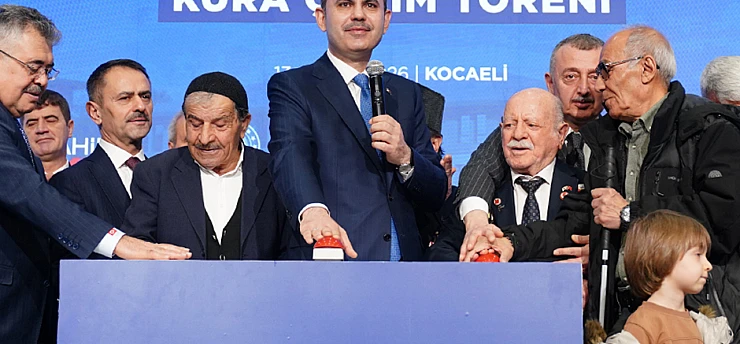 Bakan Kurum, sosyal konut kura çekim töreninde konuştu