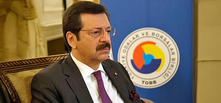 Hisarcıklıoğlu, 'Depreme dirençli kentler ve güvenli yapılar dışında bir seçeneğimiz yok'